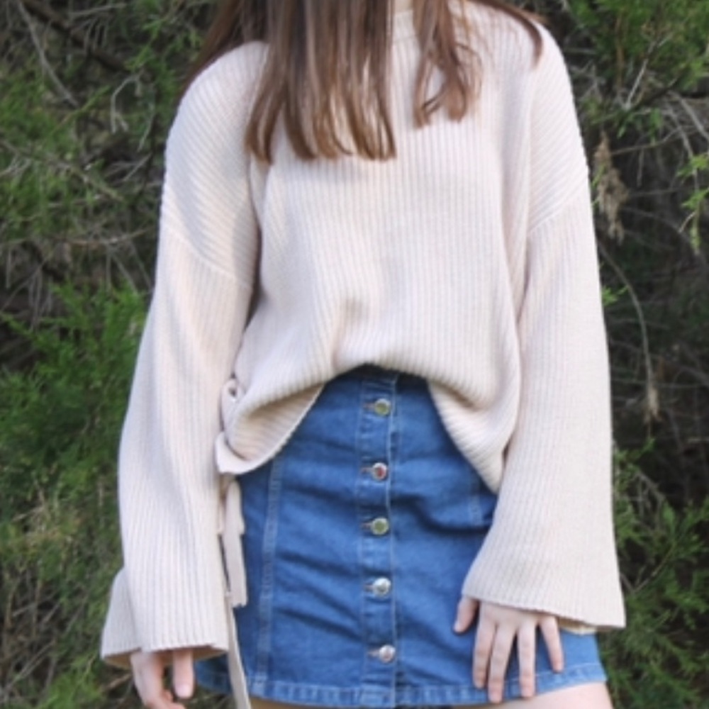 Sweater - Picture 2 of 2